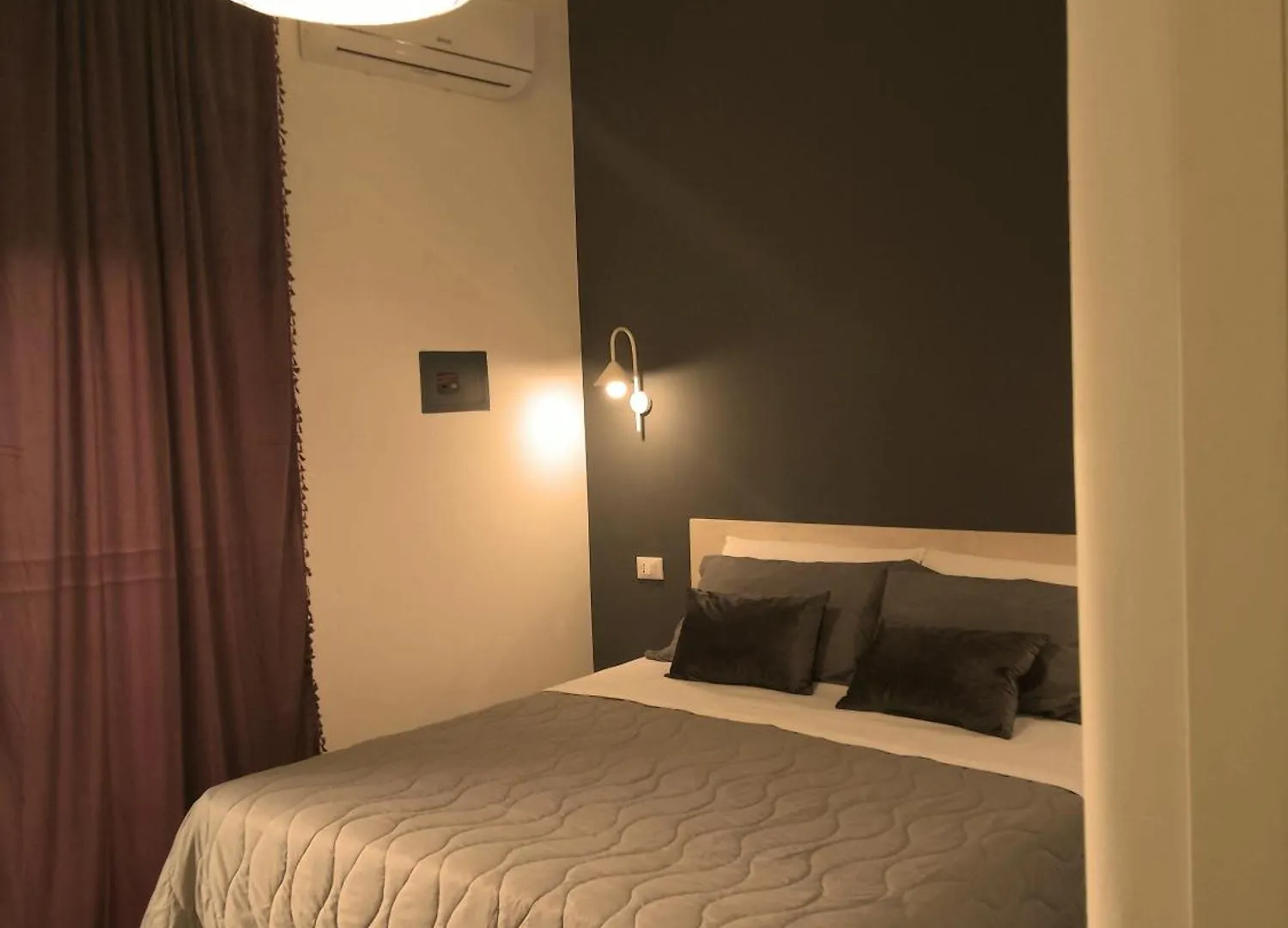 Nonno Turiddu Elegant Rooms Caccamo Gæstehus